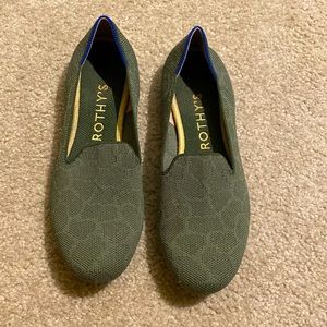 Green Rothy’s Flats